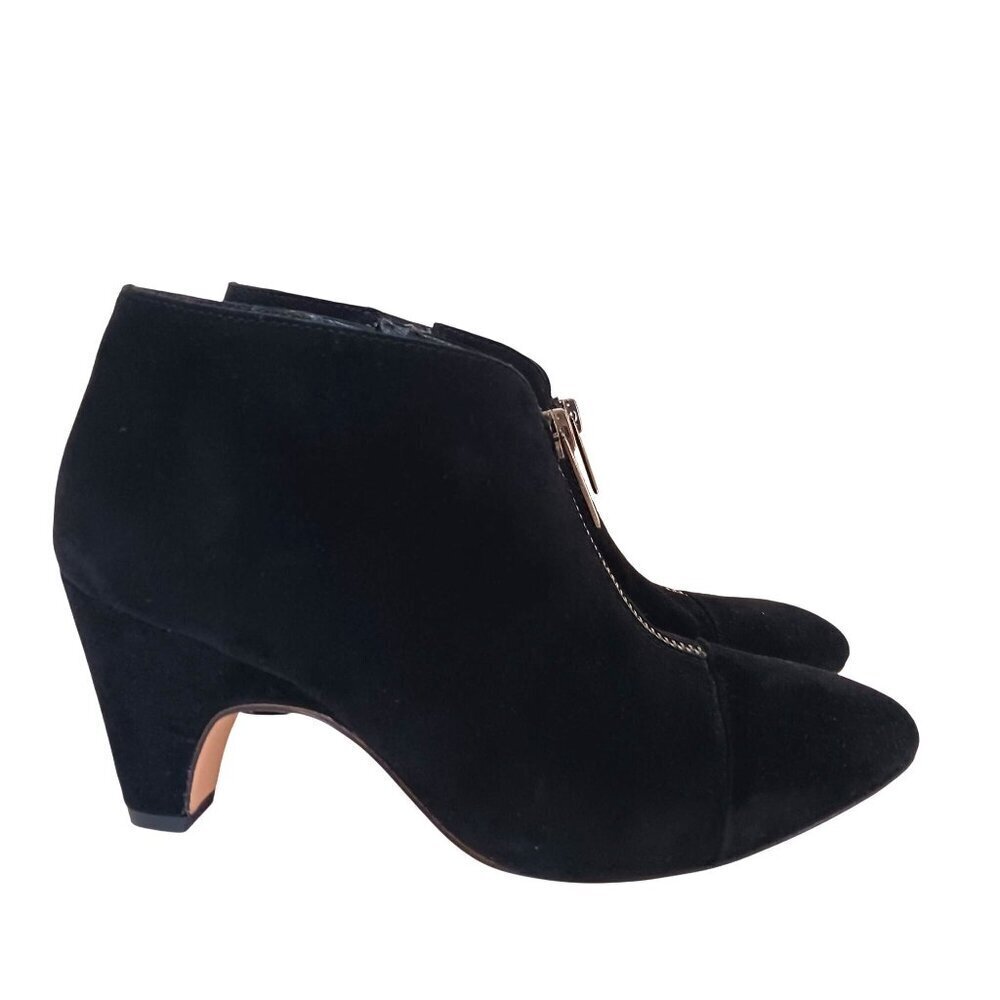 Corso Como Bailie Black Suede Ankle Booties 6.5M Water Repellant Suede